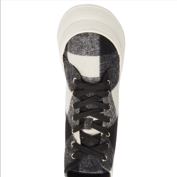 🎁LAST PAIR NIB Madden Girl Chunky Platform Hightop sneakers - Picture 4 of 8